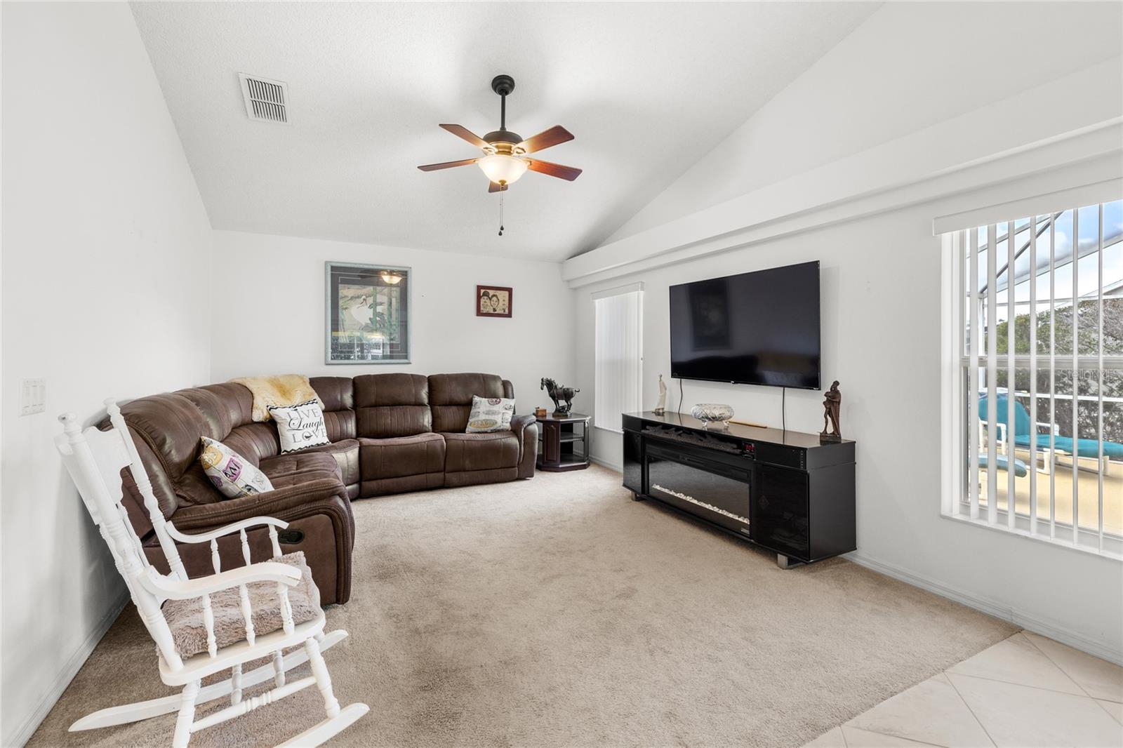 HAMPTON ESTATES - Residential