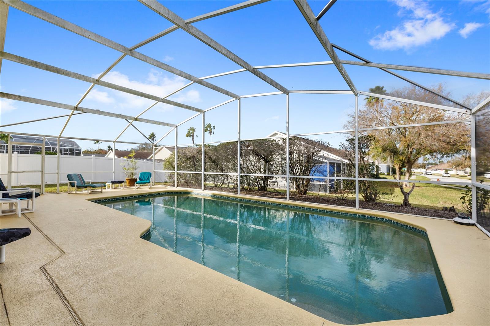 HAMPTON ESTATES - Residential