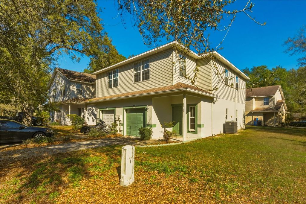 Photo of 1102 Citrus Hill Court, Seffner, FL 33584 (MLS # TB8487319)