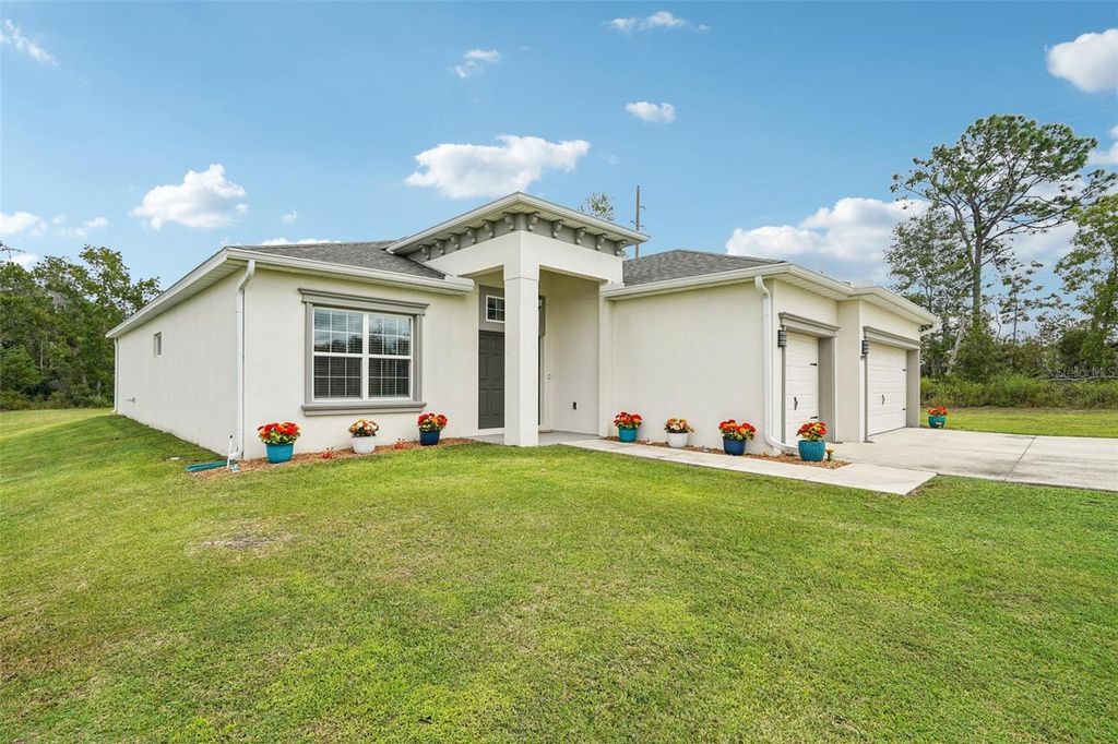 Photo of 4909 SW 107th Loop, Ocala, FL 34476 (MLS # O6348982)