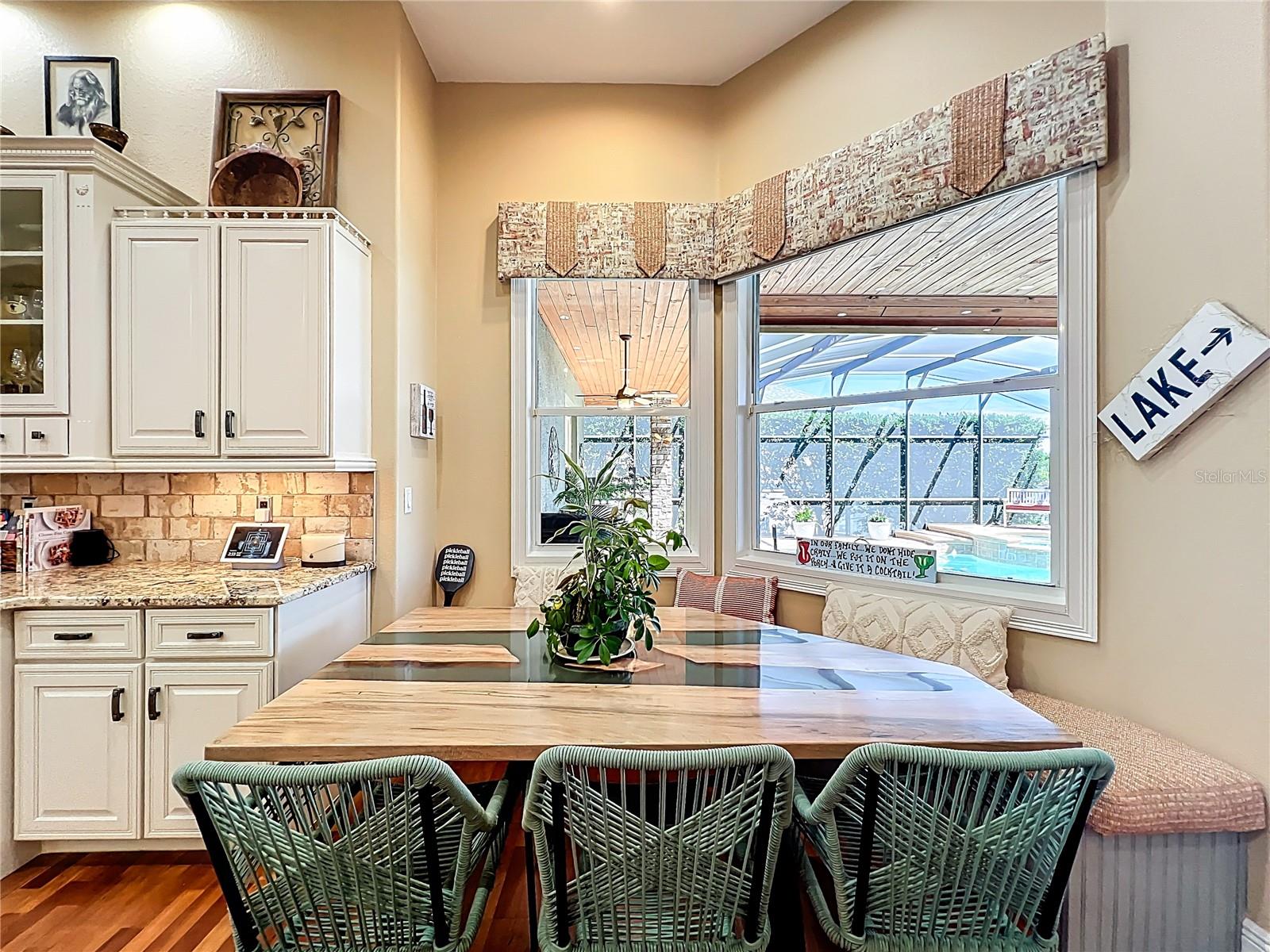 JOHNS COVE - Residential