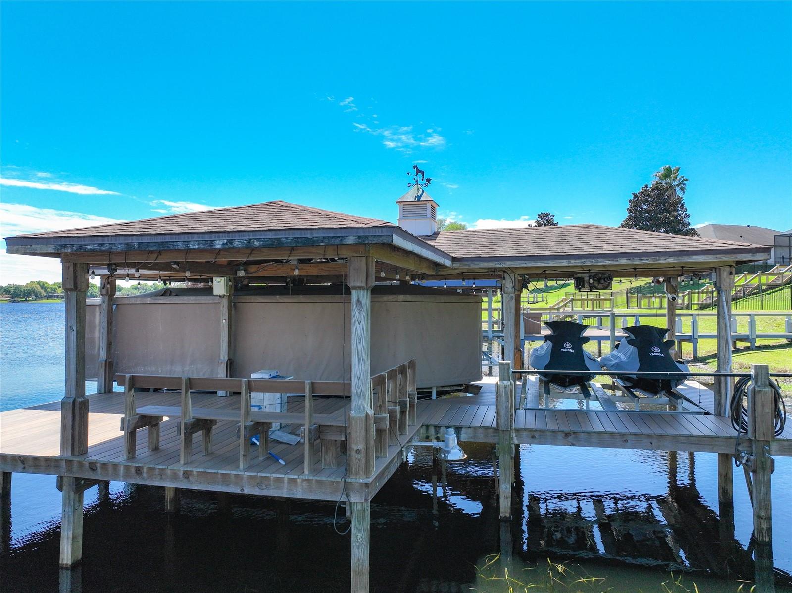 JOHNS COVE - Residential