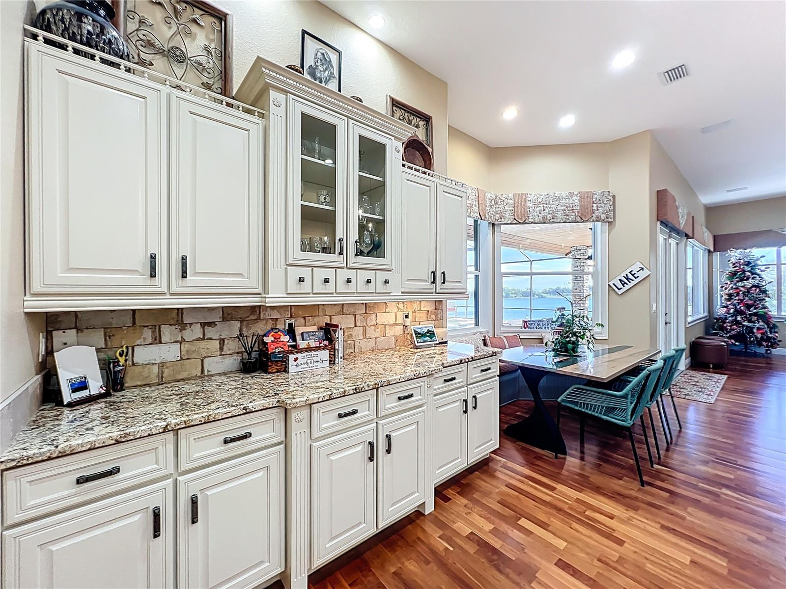 JOHNS COVE - Residential