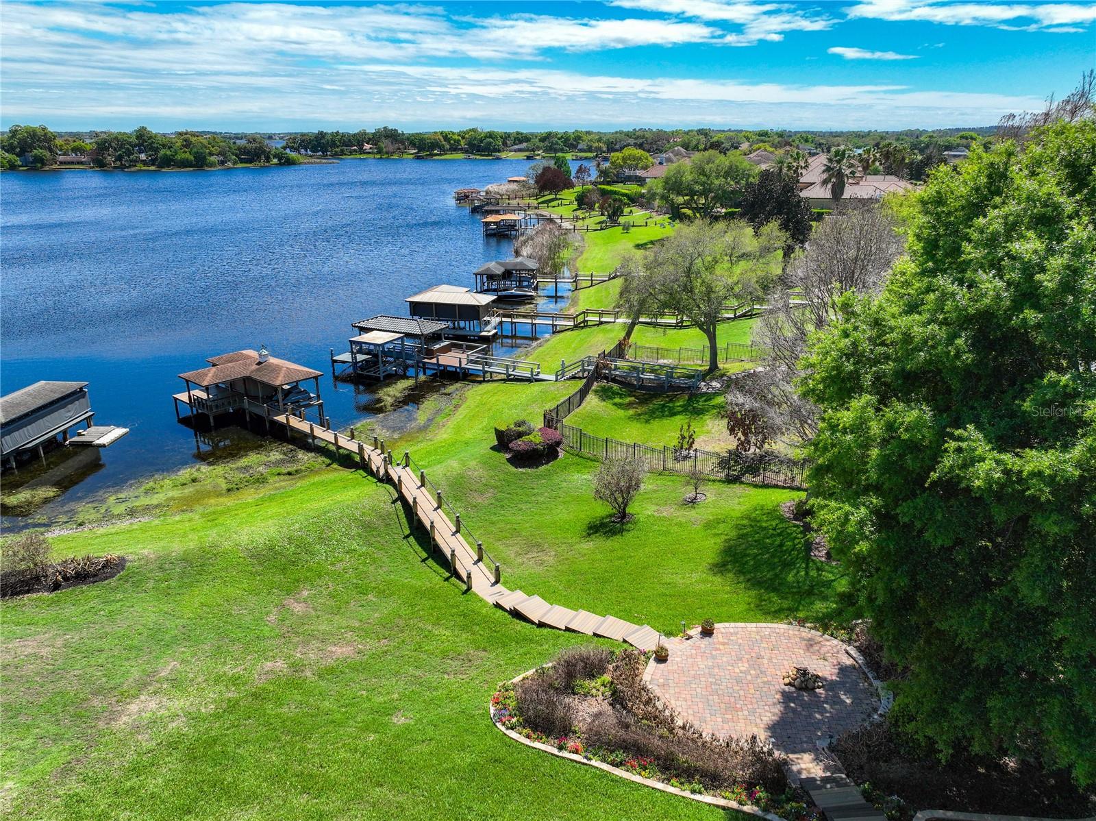 JOHNS COVE - Residential