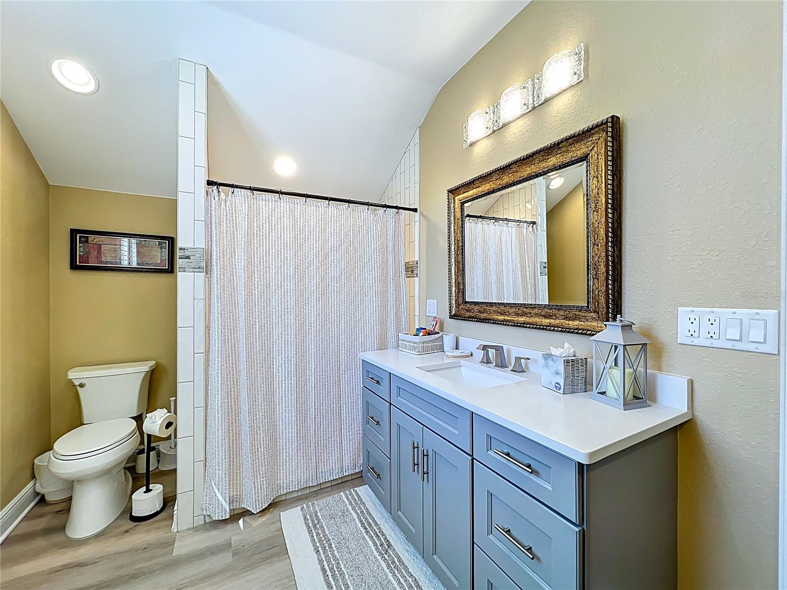 JOHNS COVE - Residential