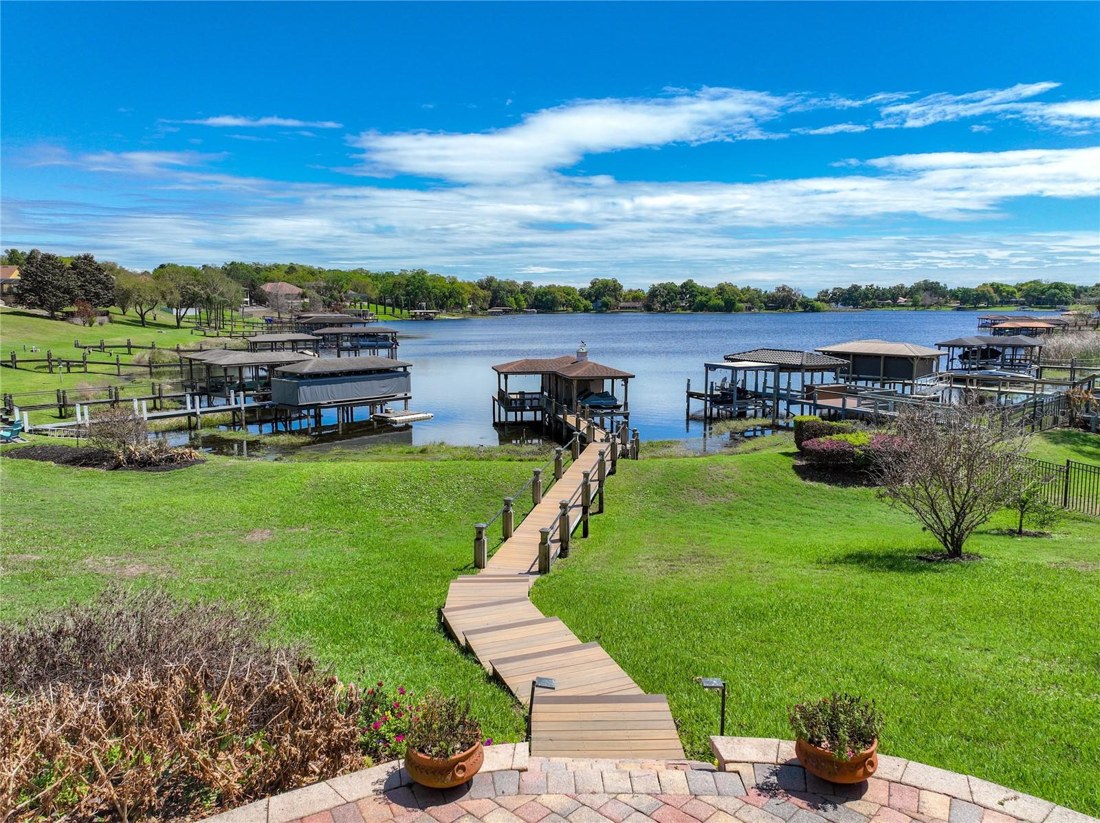 JOHNS COVE - Residential