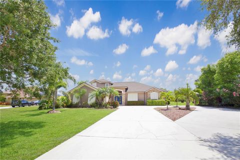 Single Family Residence in GRANT FL 5732 CYPRESS CREEK DRIVE 5.jpg