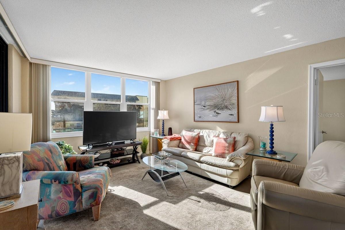 SHOREHAM BEACH - Residential