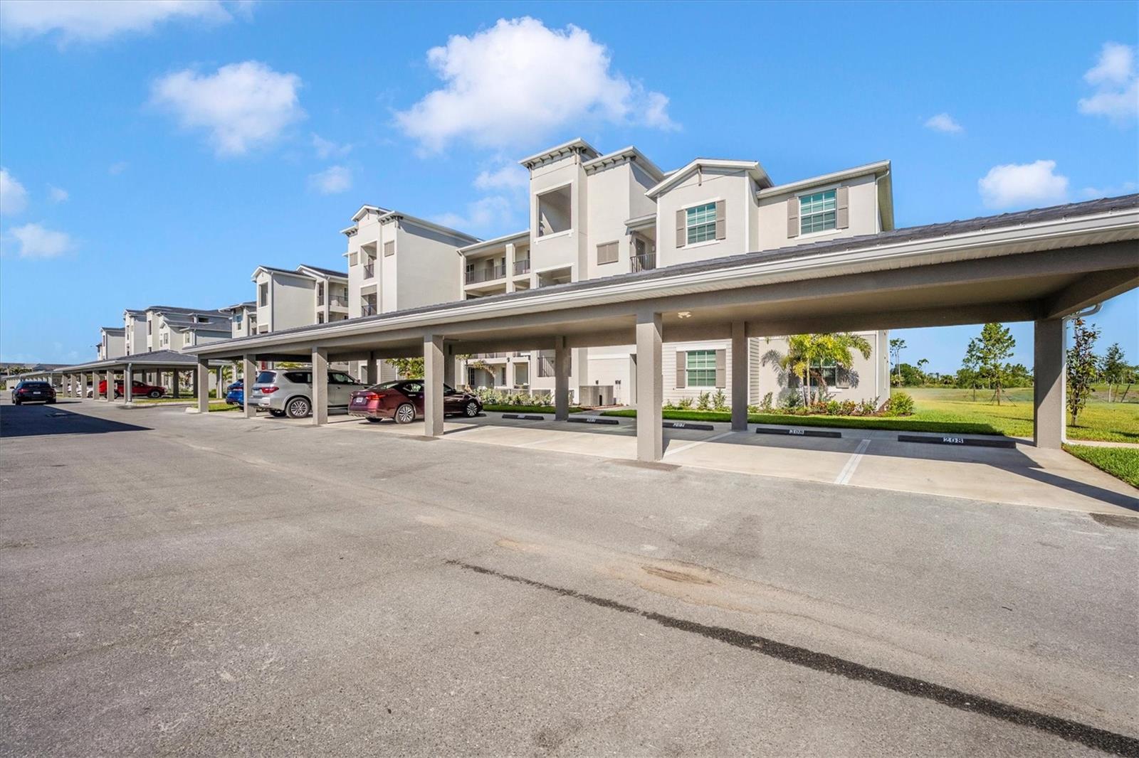 WELLEN PARK GOLF & COUNTRY CLUB - Residential Lease