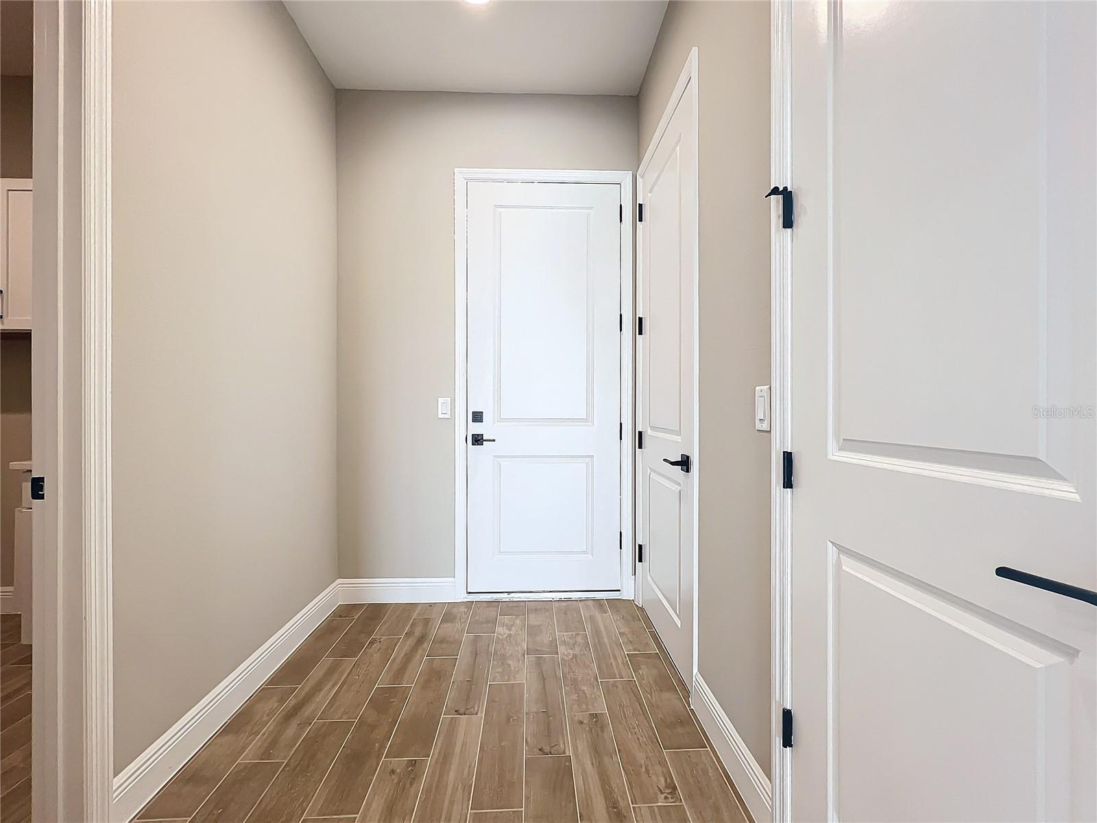 WATERCOLOR PLACE PH II - Residential