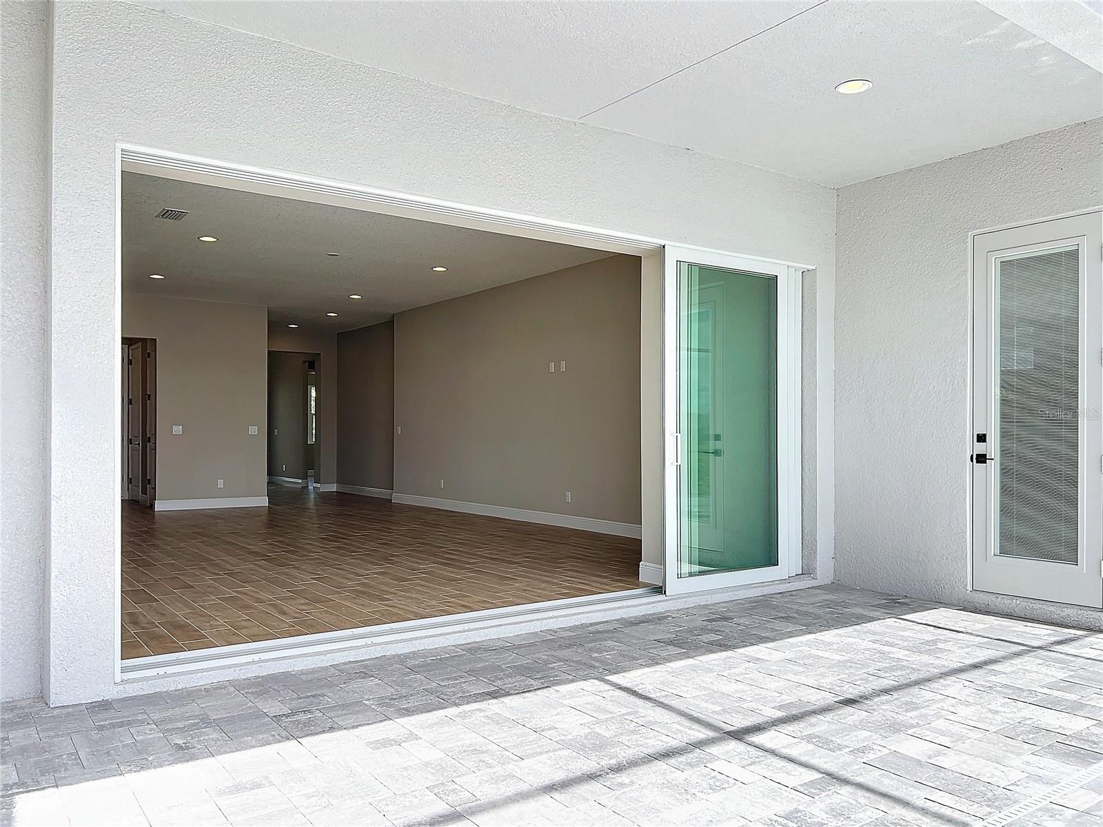 WATERCOLOR PLACE PH II - Residential