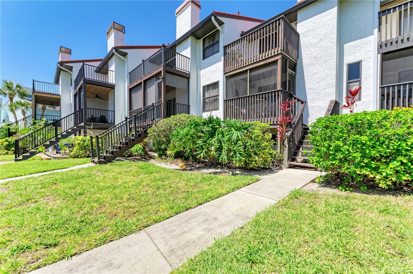 MIDNIGHT SEA - Residential