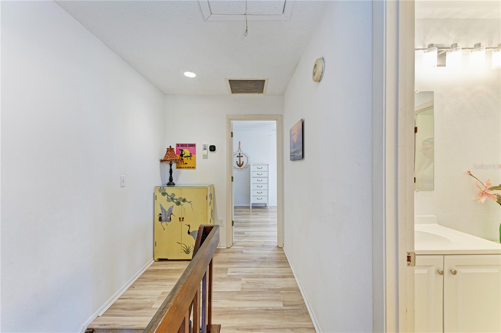 MIDNIGHT SEA - Residential