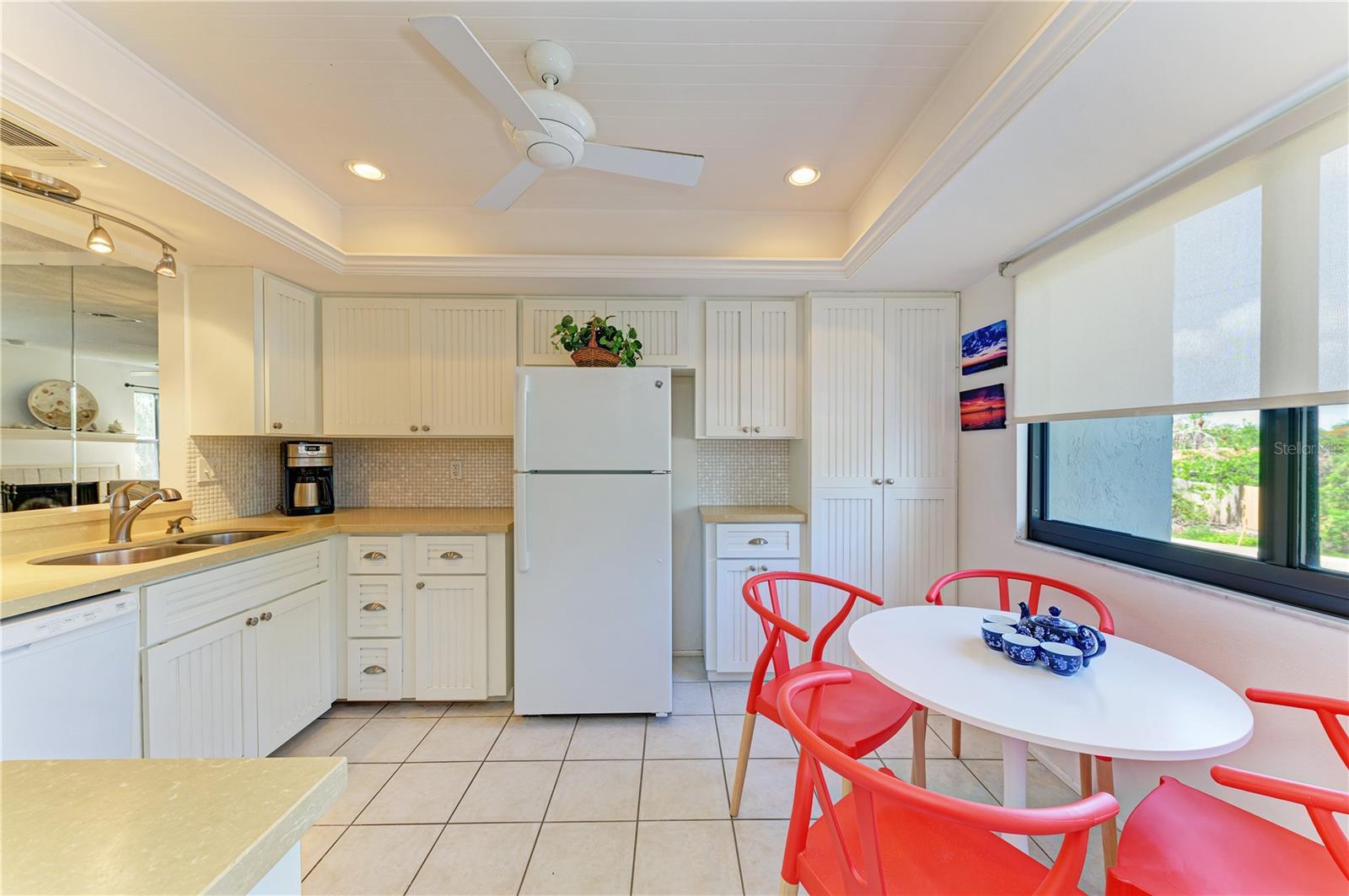 MIDNIGHT SEA - Residential