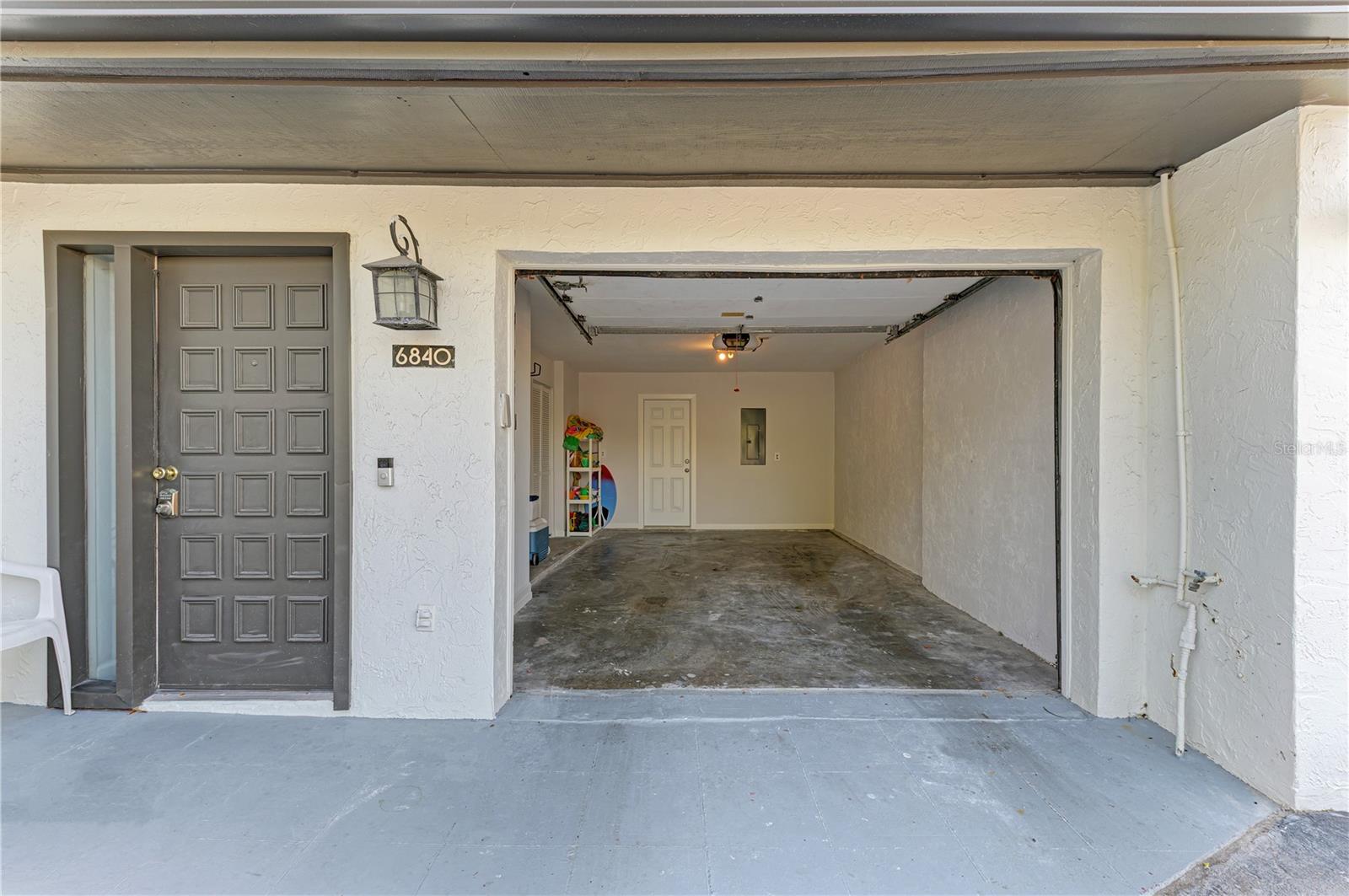 MIDNIGHT SEA - Residential