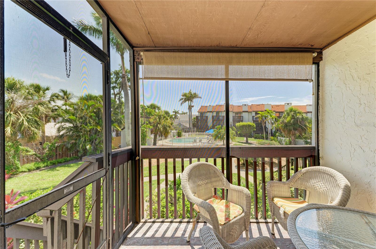 MIDNIGHT SEA - Residential