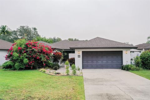 Photo of 109 Tuxford Dr, Haines City, FL 33844 (MLS # L4957743)