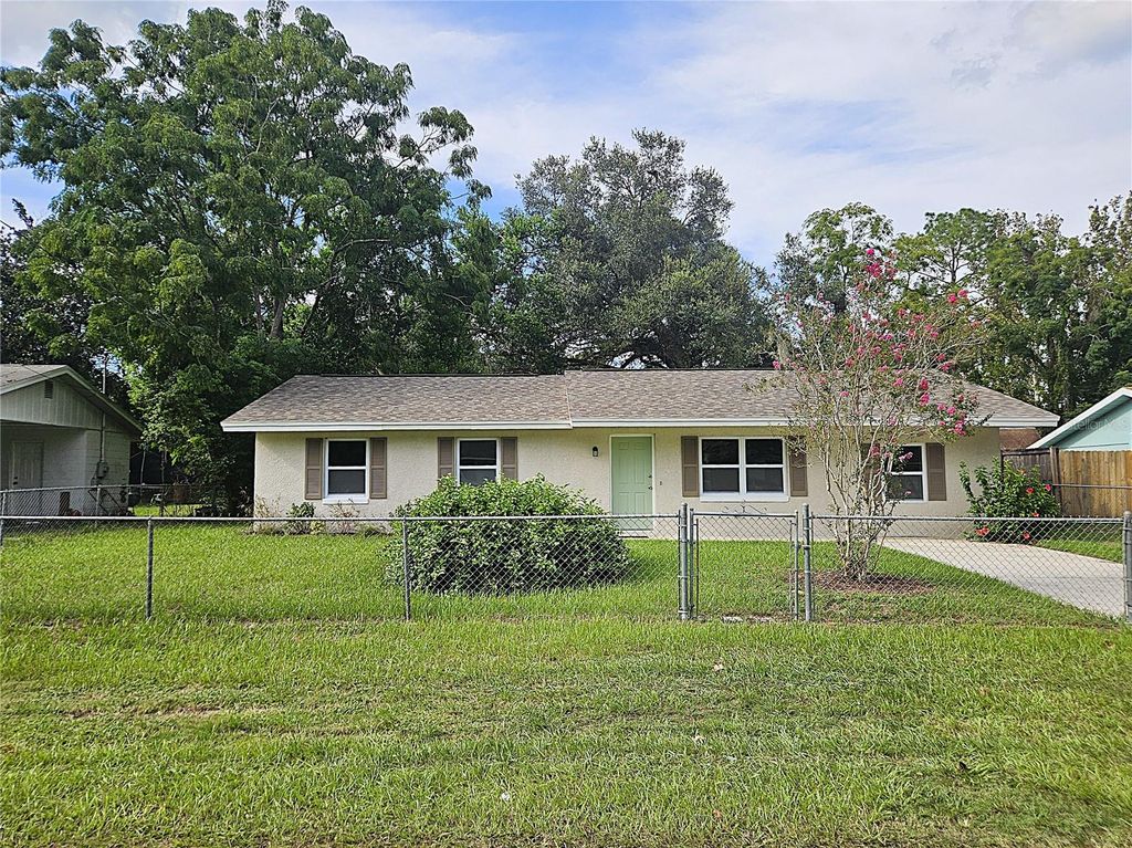 Photo of 34911 Ansley Avenue, Dade City, FL 33523 (MLS # TB8424231)