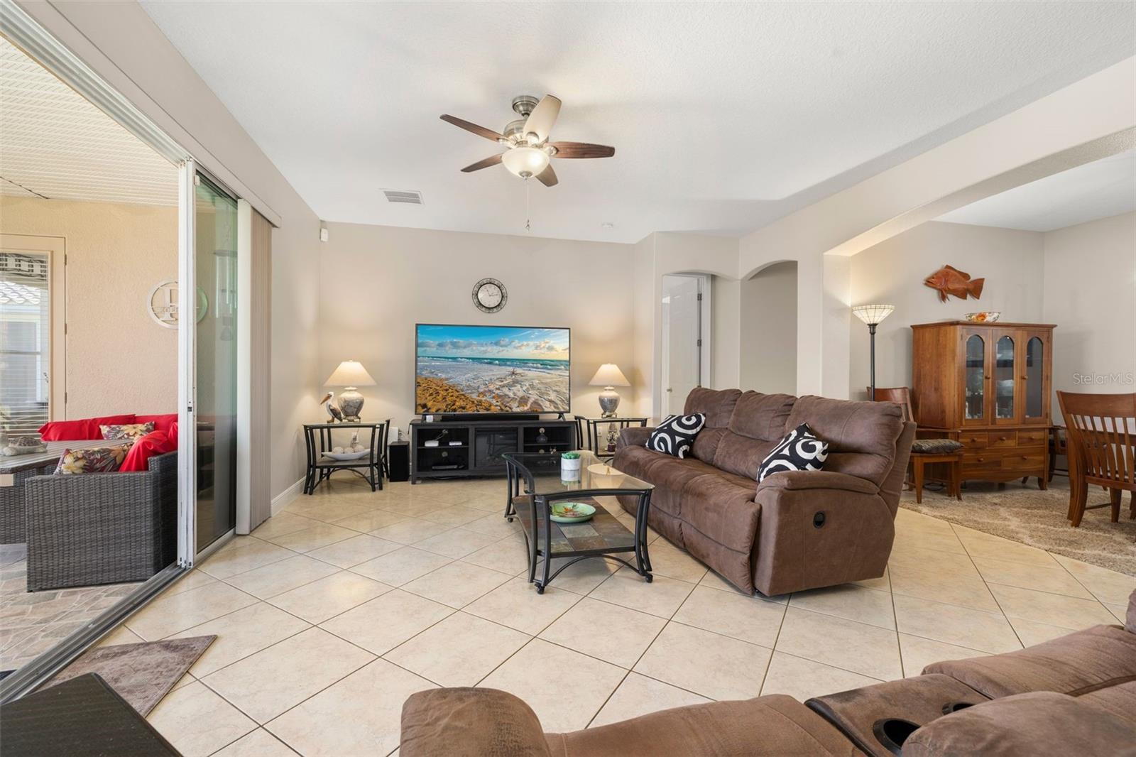 BELLALAGO PH 3M - Residential