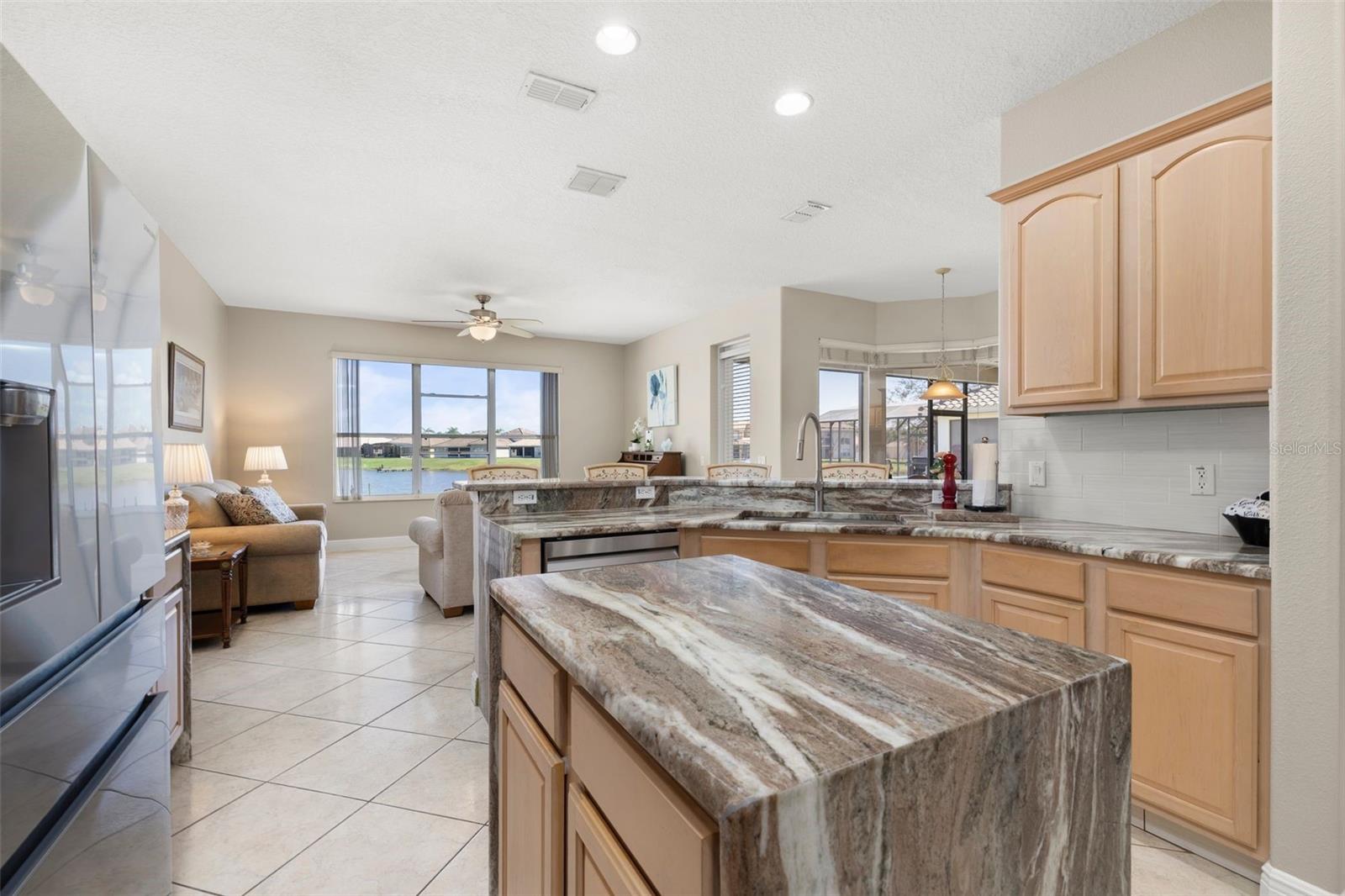 BELLALAGO PH 3M - Residential