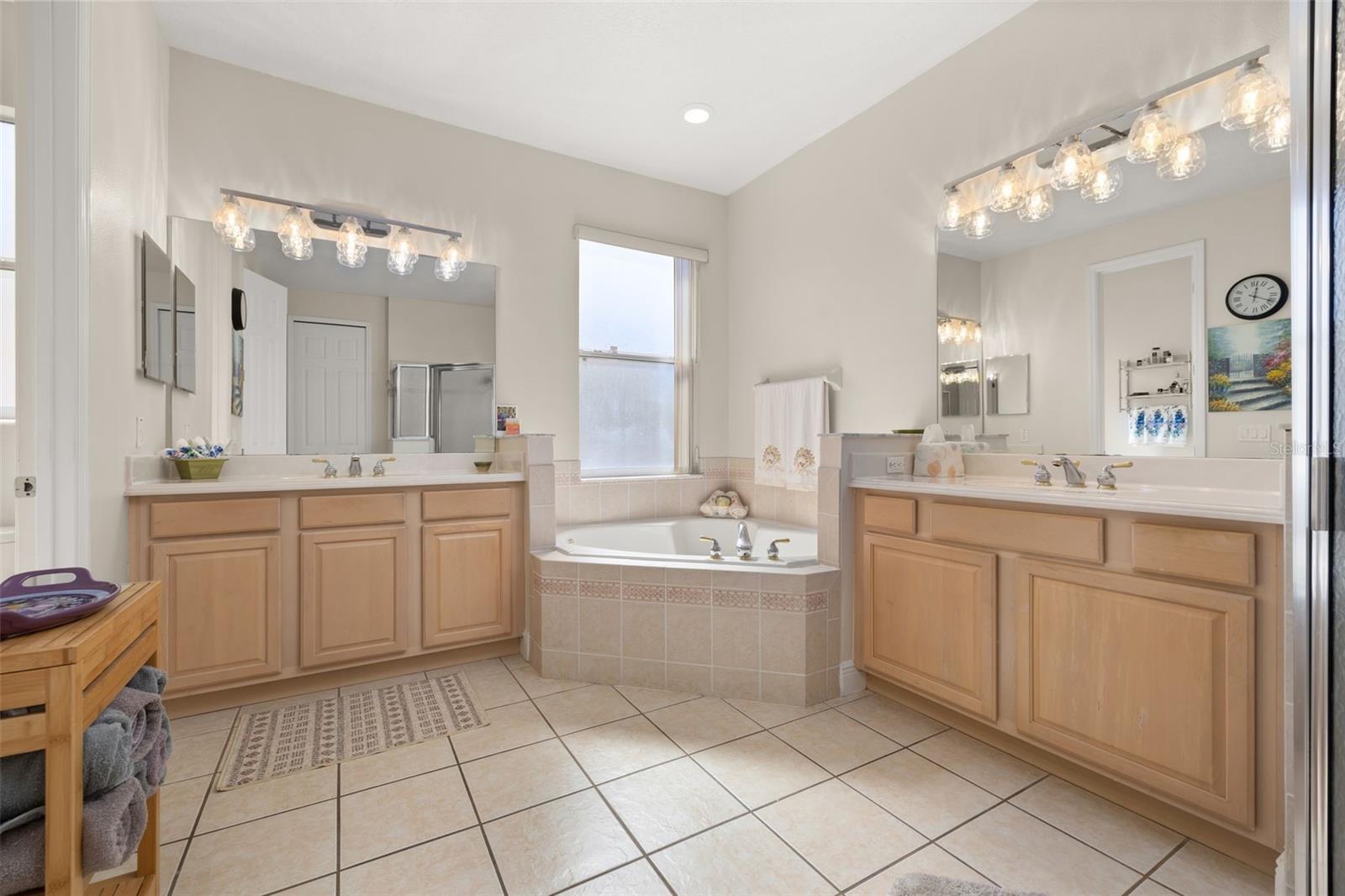 BELLALAGO PH 3M - Residential