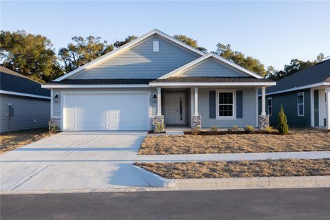 Photo of 13711 NW 150th Circle, Alachua, FL 32615 (MLS # GC535856)