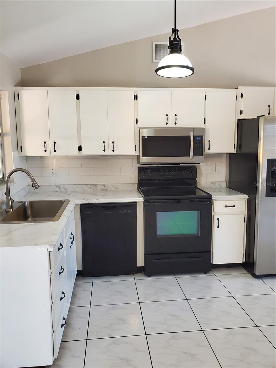 SEVEN SPGS HOMES - Residential