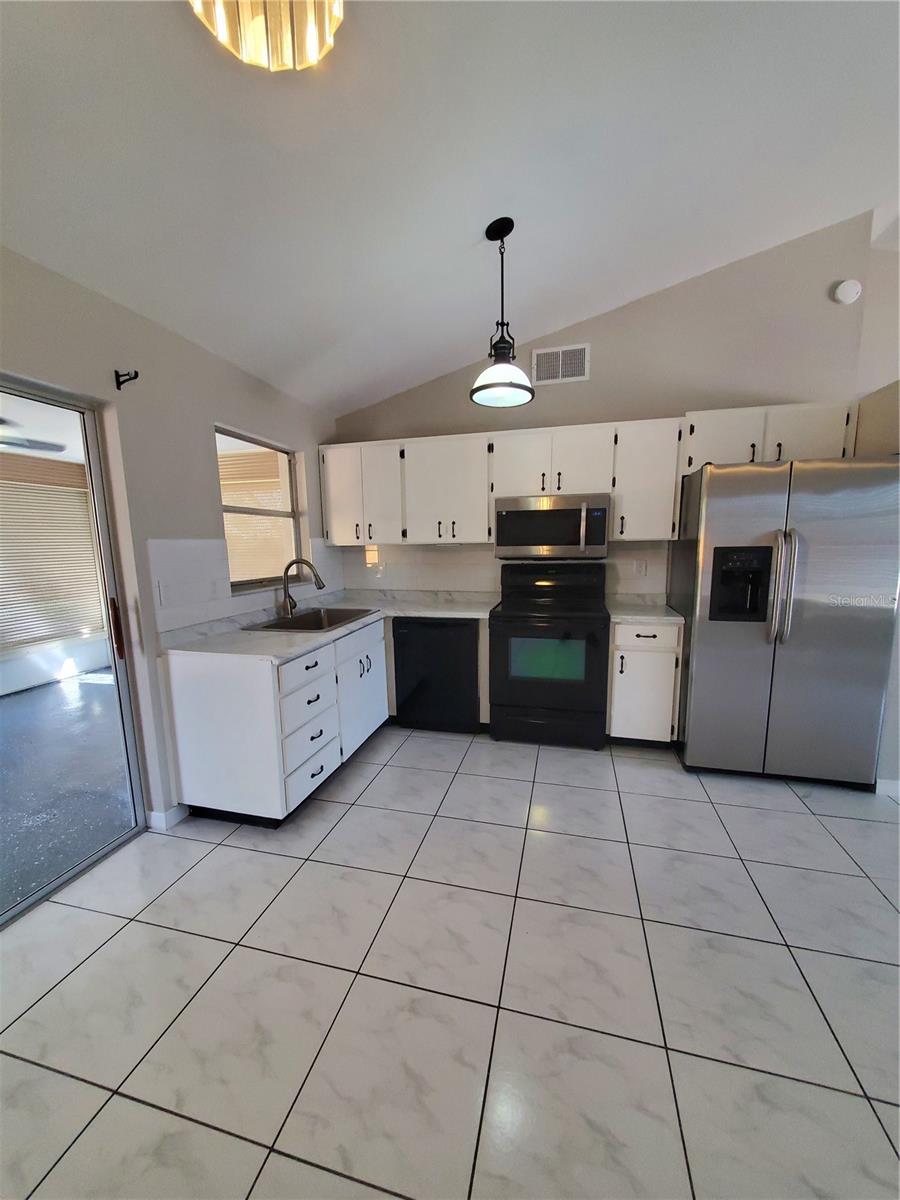 SEVEN SPGS HOMES - Residential