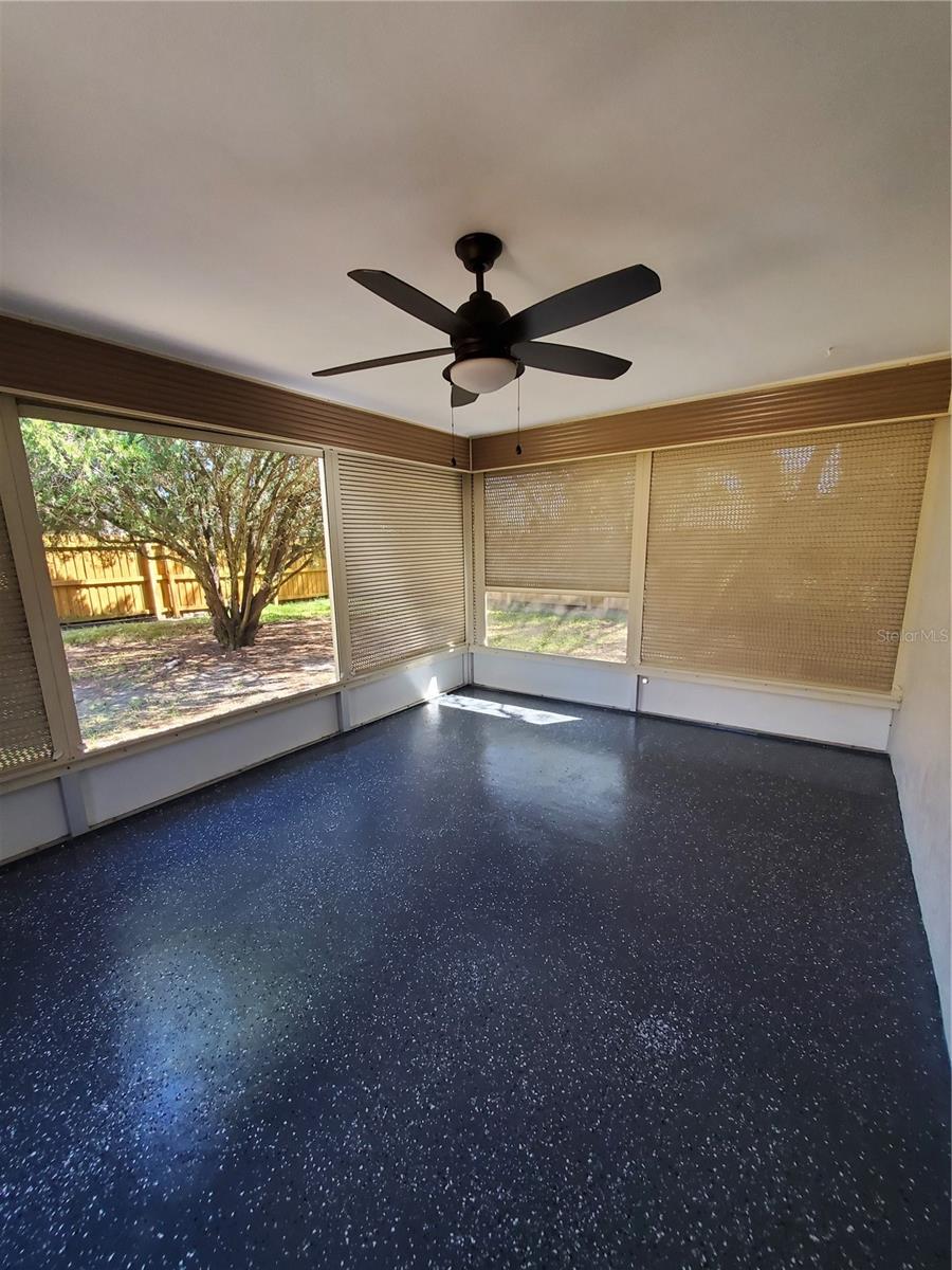 SEVEN SPGS HOMES - Residential