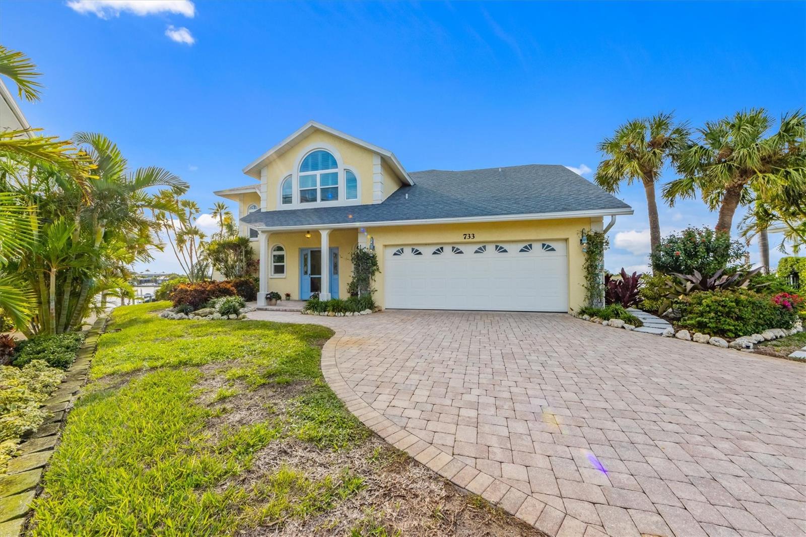 KEY ROYALE - Residential