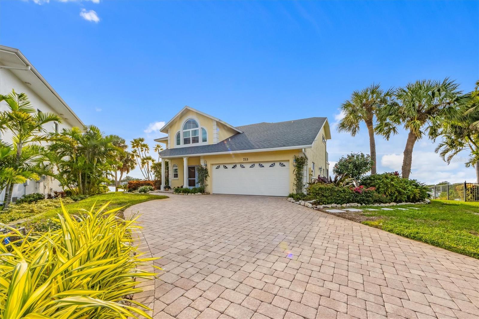 KEY ROYALE - Residential