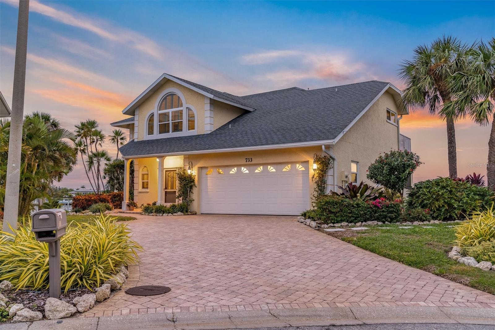 KEY ROYALE - Residential