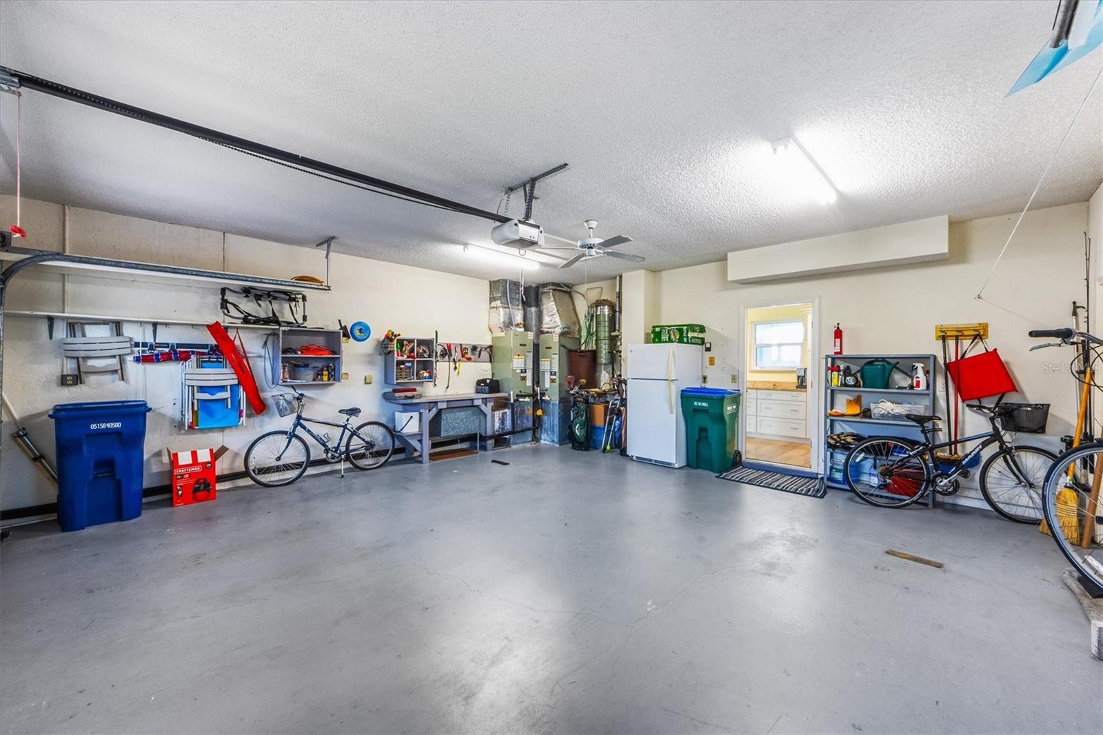 KEY ROYALE - Residential