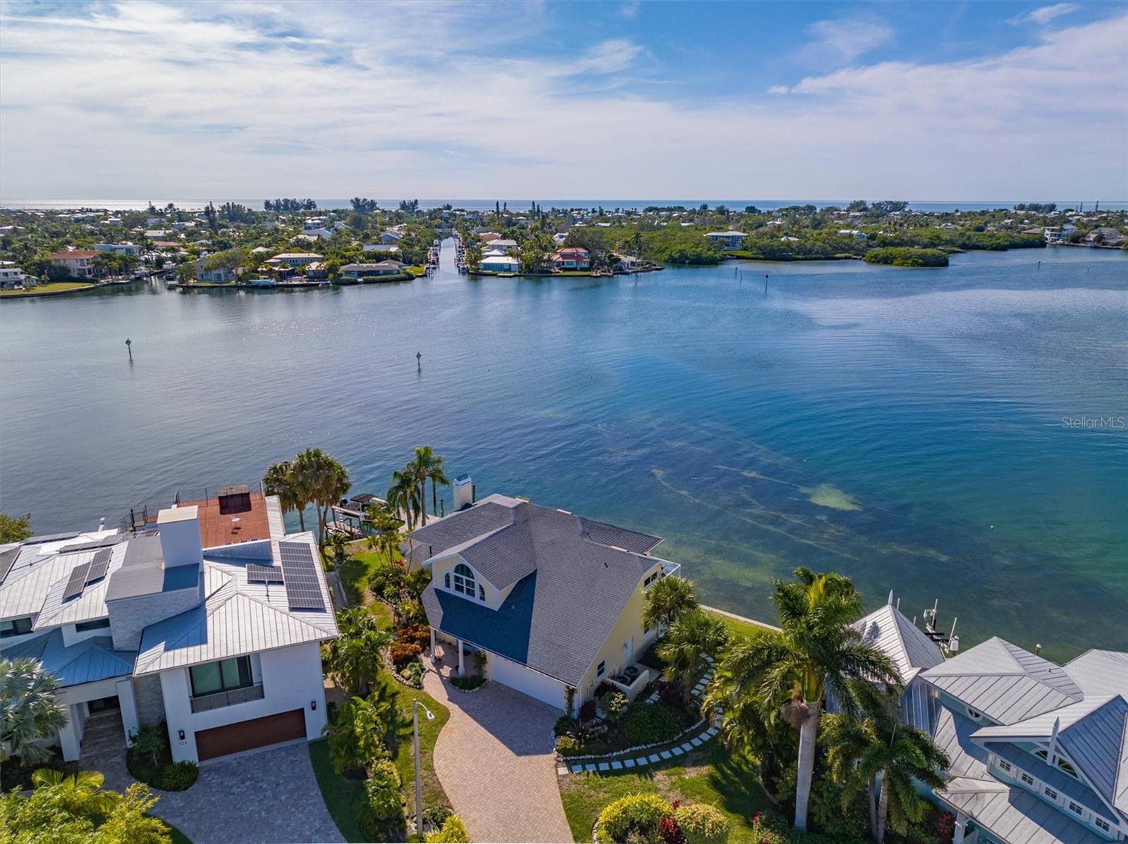 KEY ROYALE - Residential