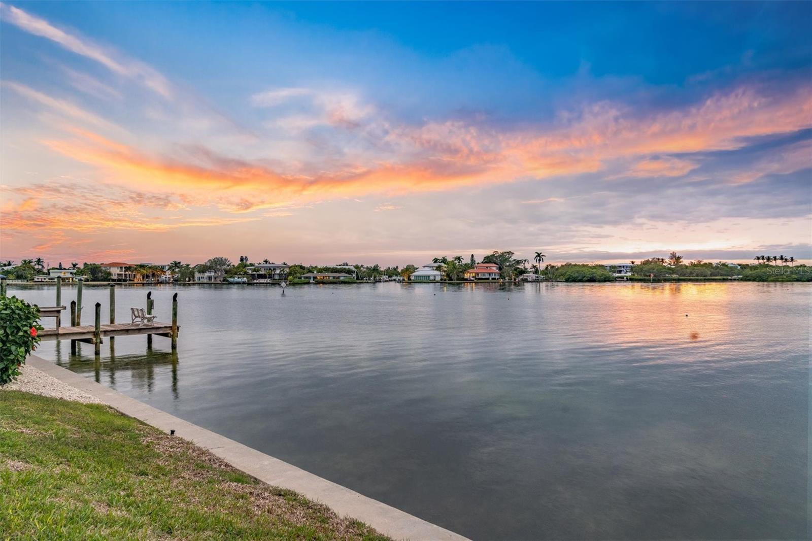 KEY ROYALE - Residential