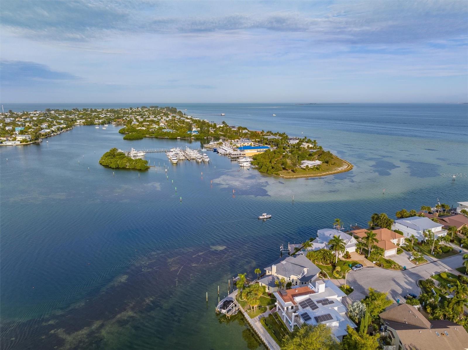 KEY ROYALE - Residential