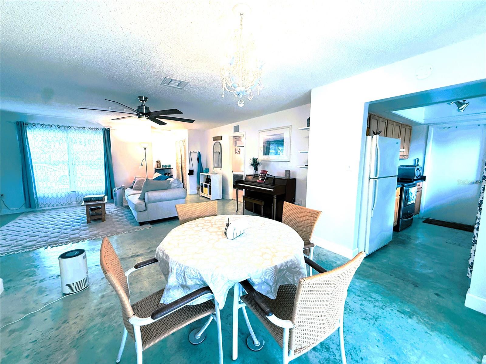 OCOEE HILLS - Residential