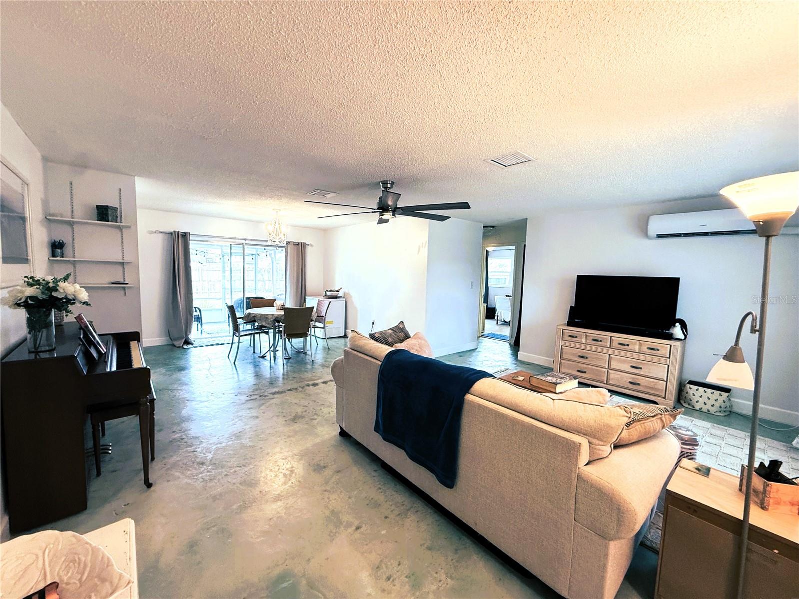 OCOEE HILLS - Residential