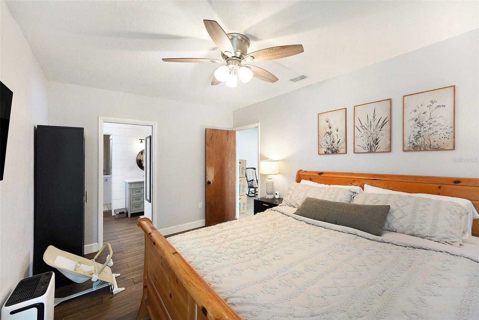 PINELLAS FARMS - Residential Lease