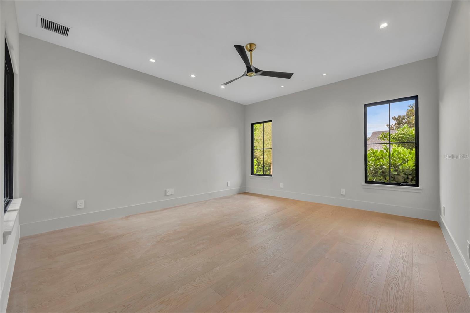 OSCEOLA PLACE - Residential