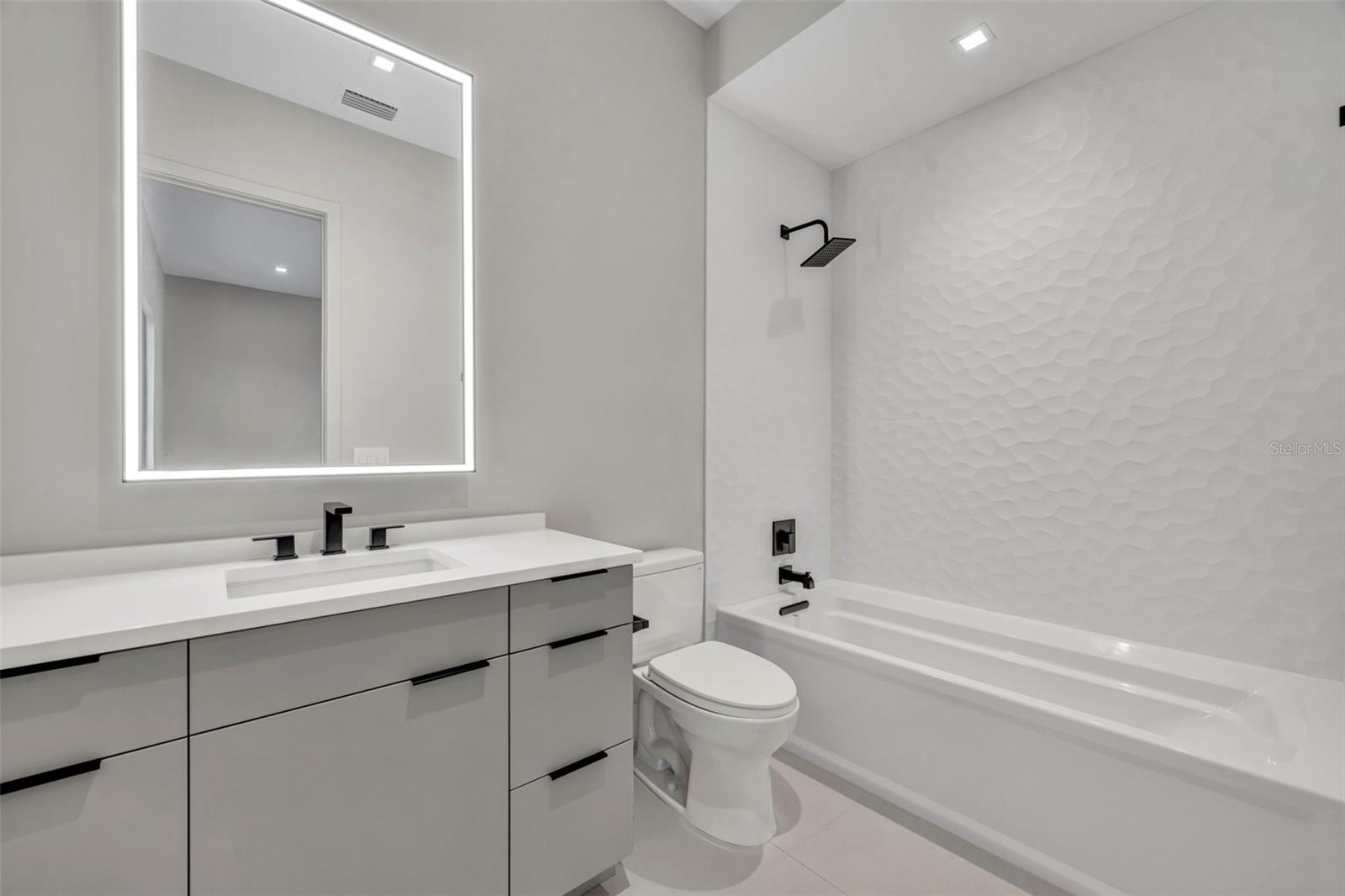 OSCEOLA PLACE - Residential