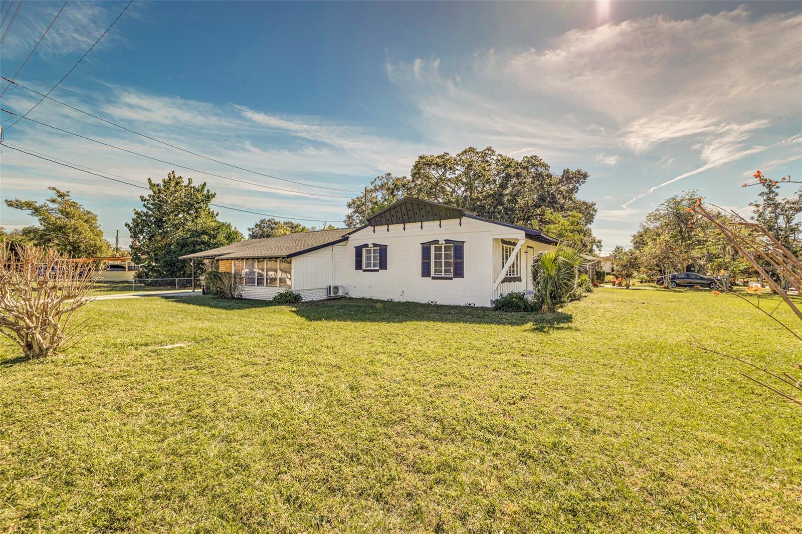 561 N DOLLINS AVENUE