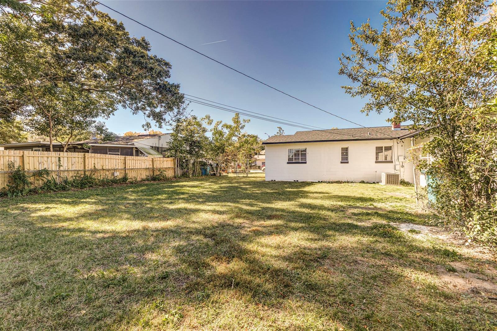 WESTCHESTER MANOR - Residential