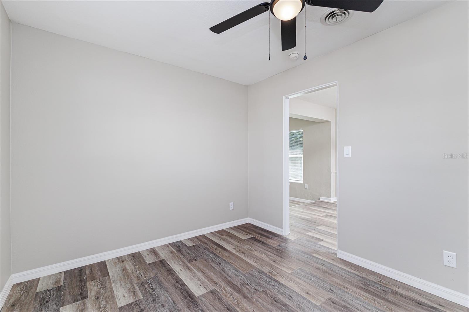 WESTCHESTER MANOR - Residential