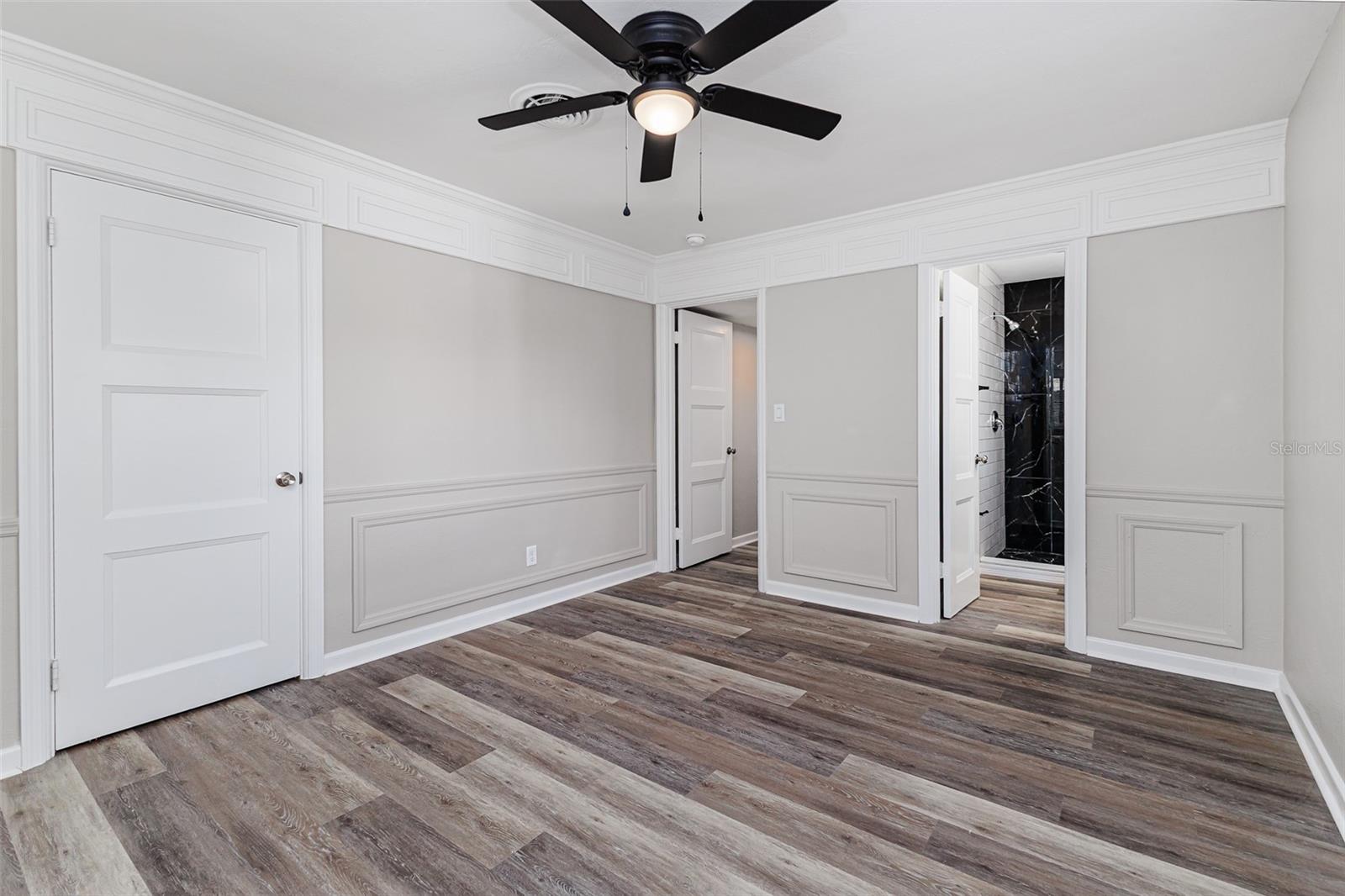 WESTCHESTER MANOR - Residential