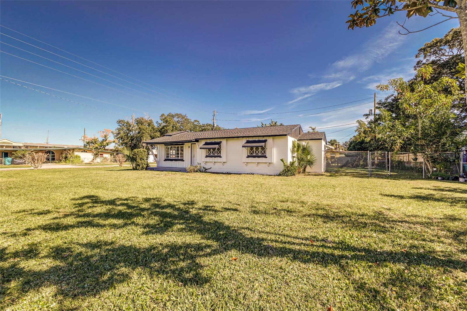 561 N DOLLINS AVENUE