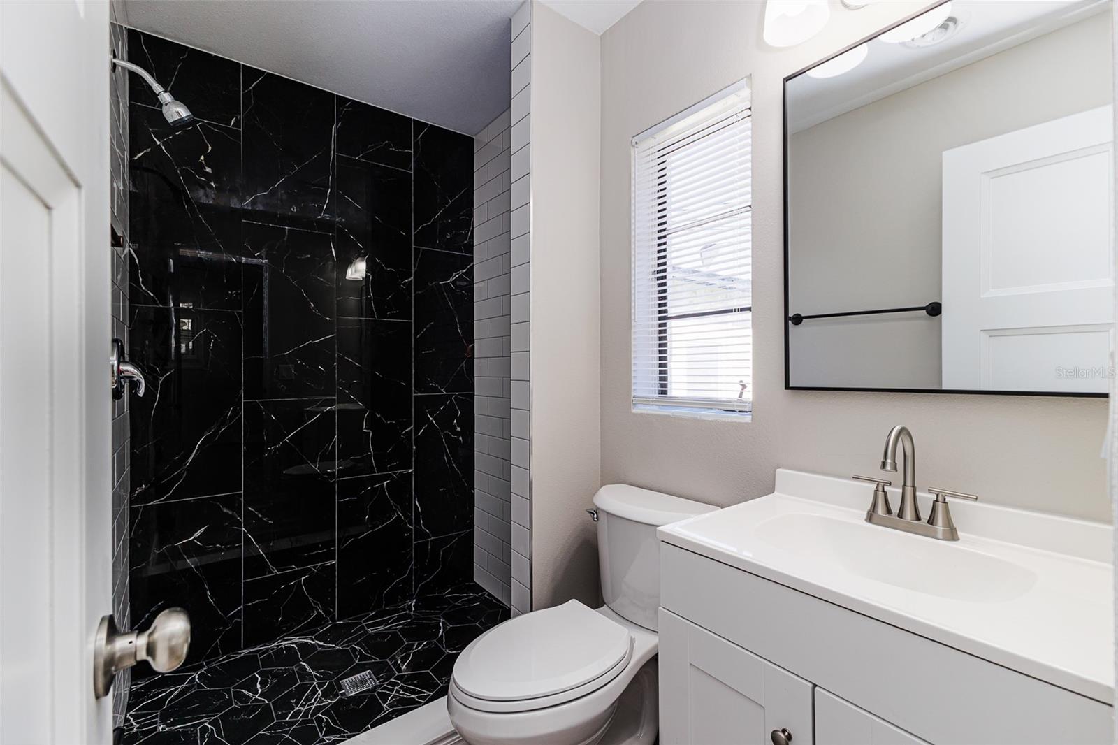 WESTCHESTER MANOR - Residential