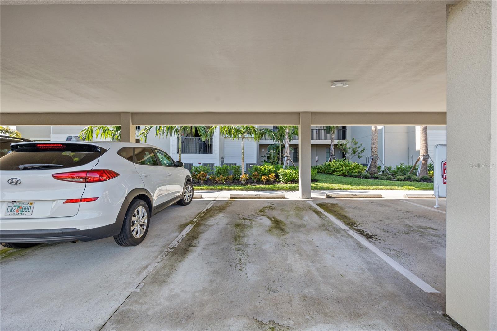 18114 GAWTHROP DRIVE 402