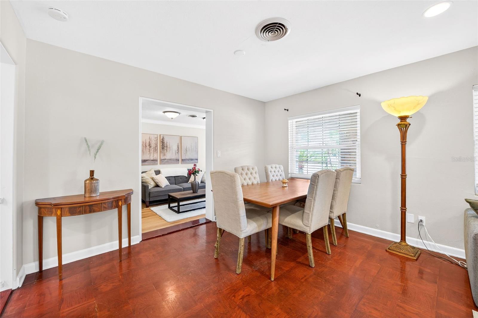 ARDSLEY MANOR SUB - Residential