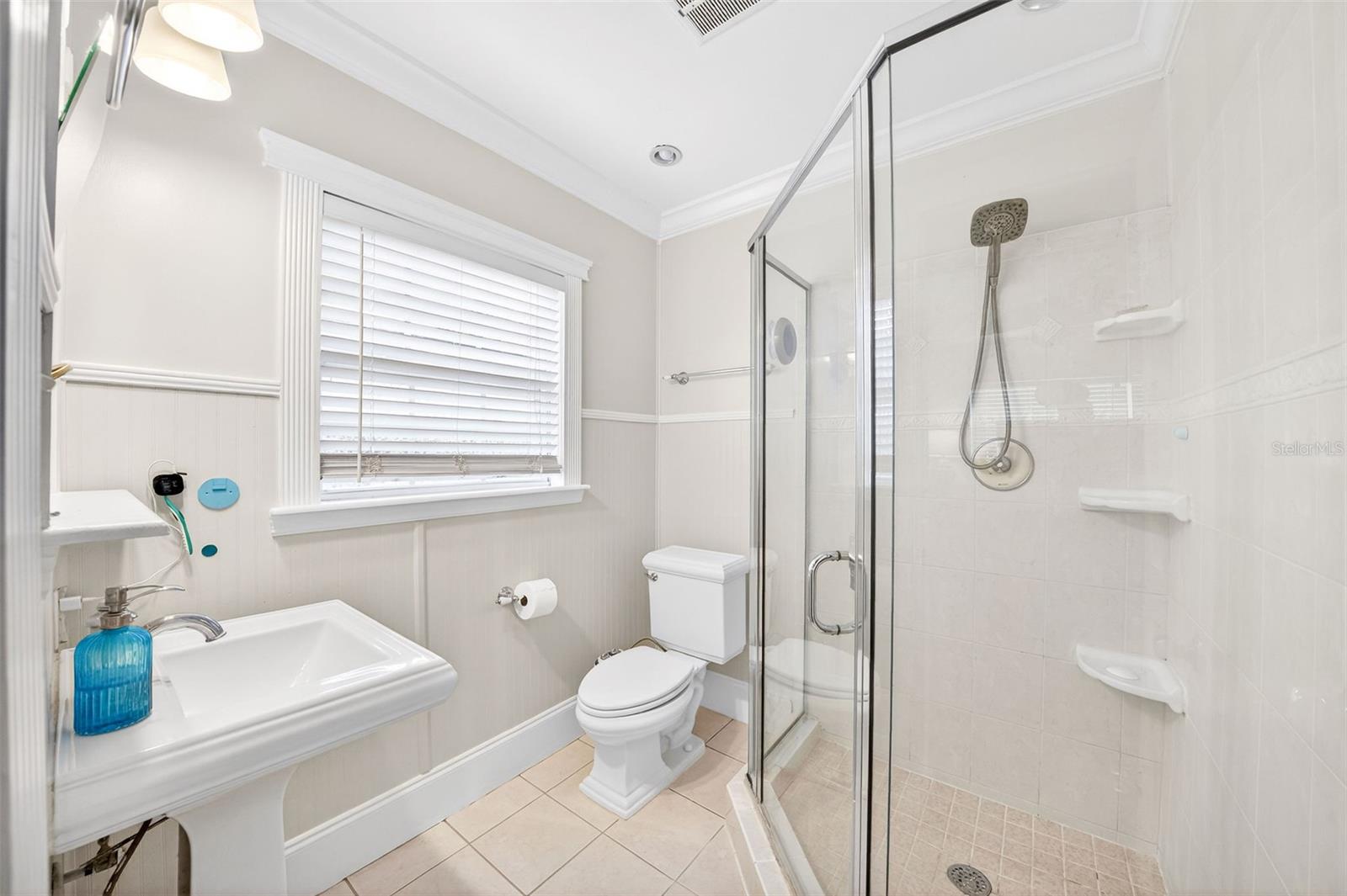 ARDSLEY MANOR SUB - Residential